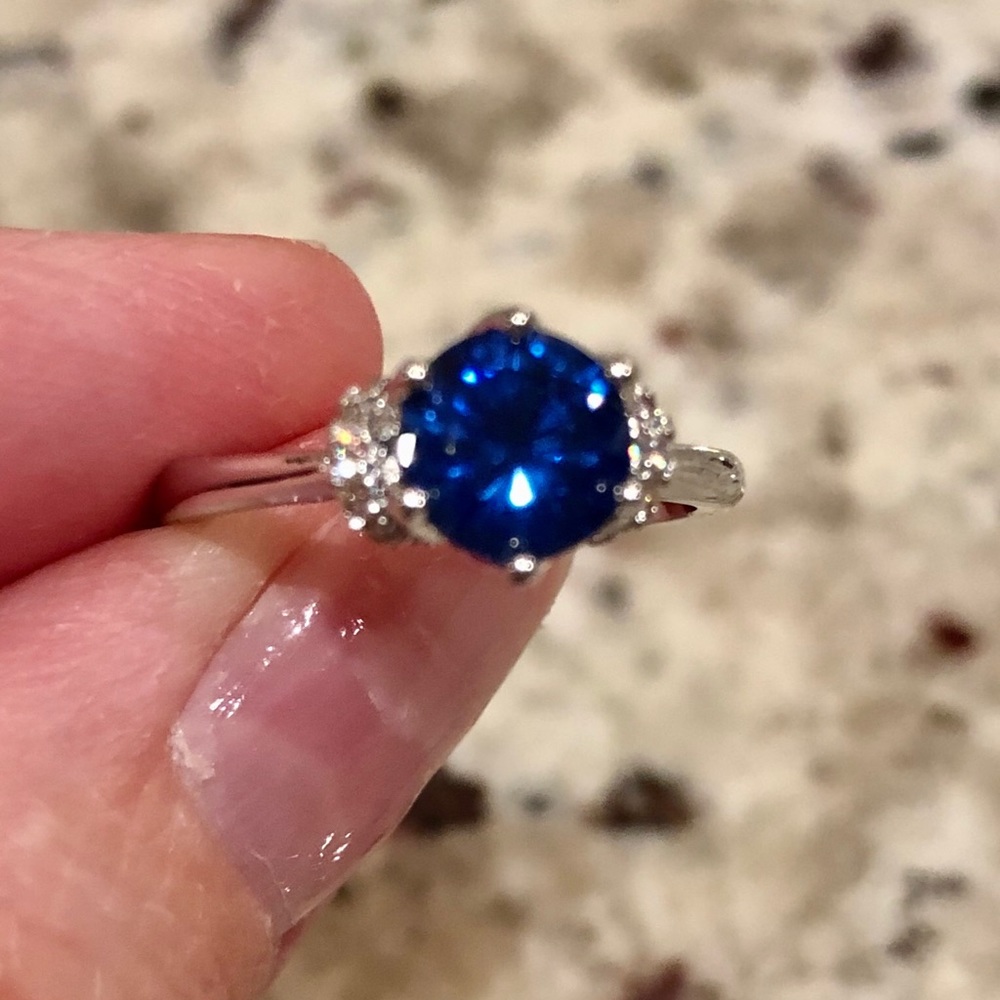 Sapphire ring - Picture 2 of 4